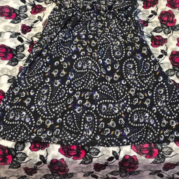 Floral Paisley Print Dress - Picture 3 of 9